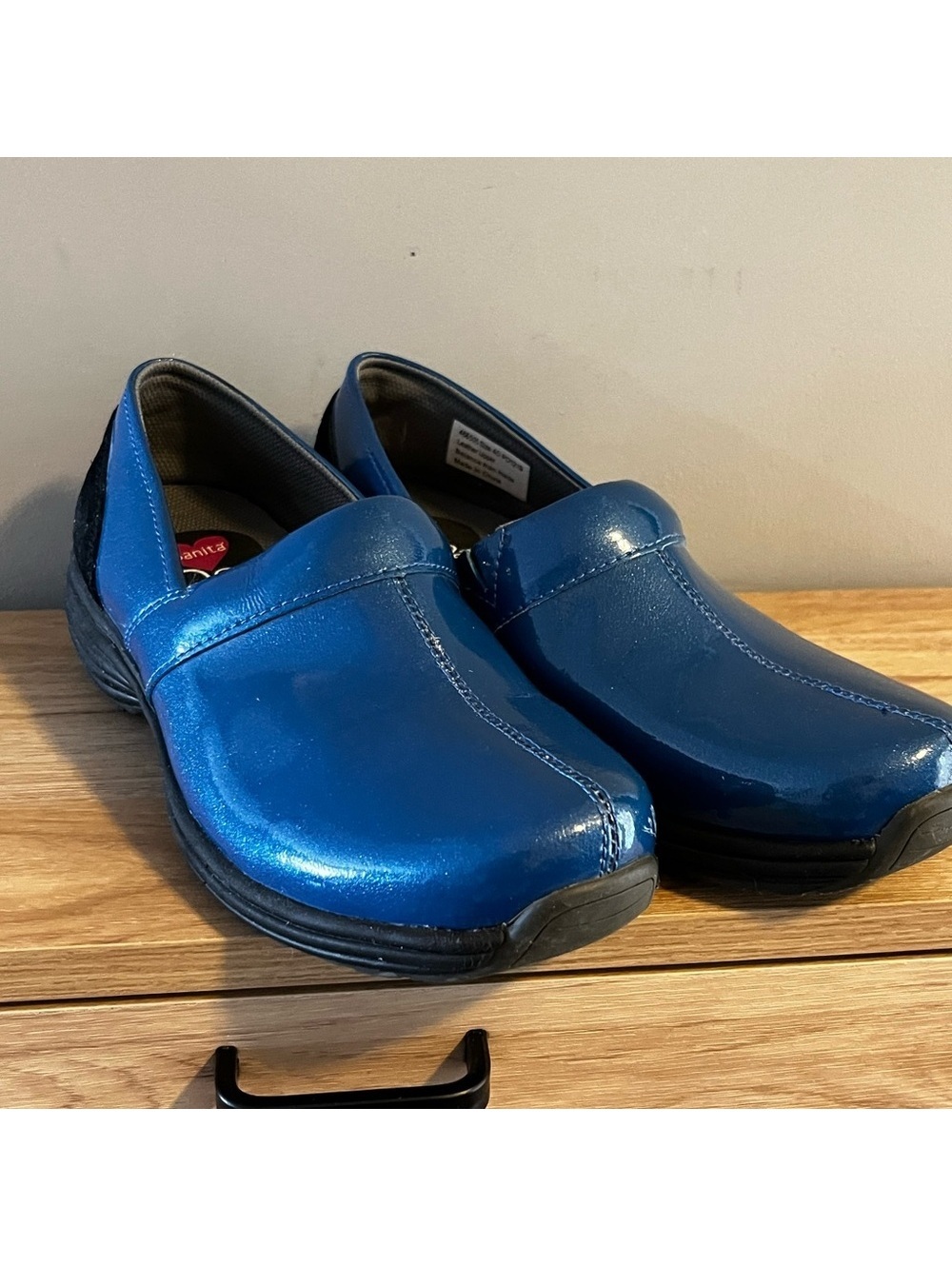 Sanita Original Shiny Blue Women’s Professional Clogs EU 40 US 9 EUC - Picture 1 of 12